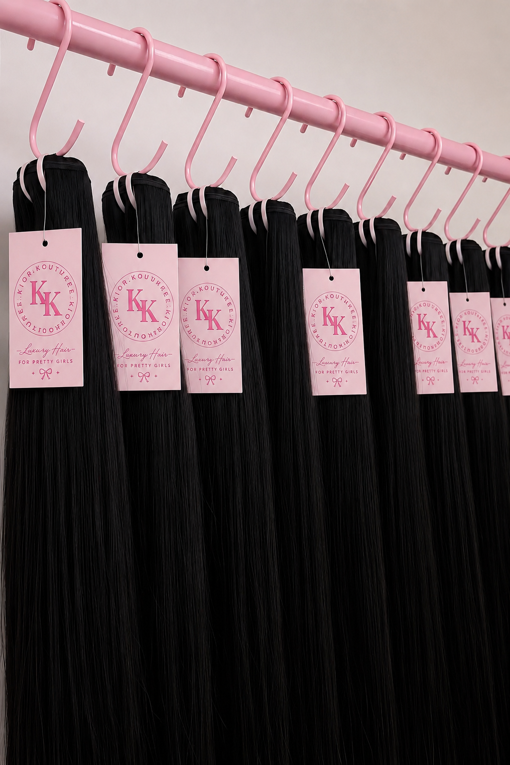 Straight Bundles 🎀