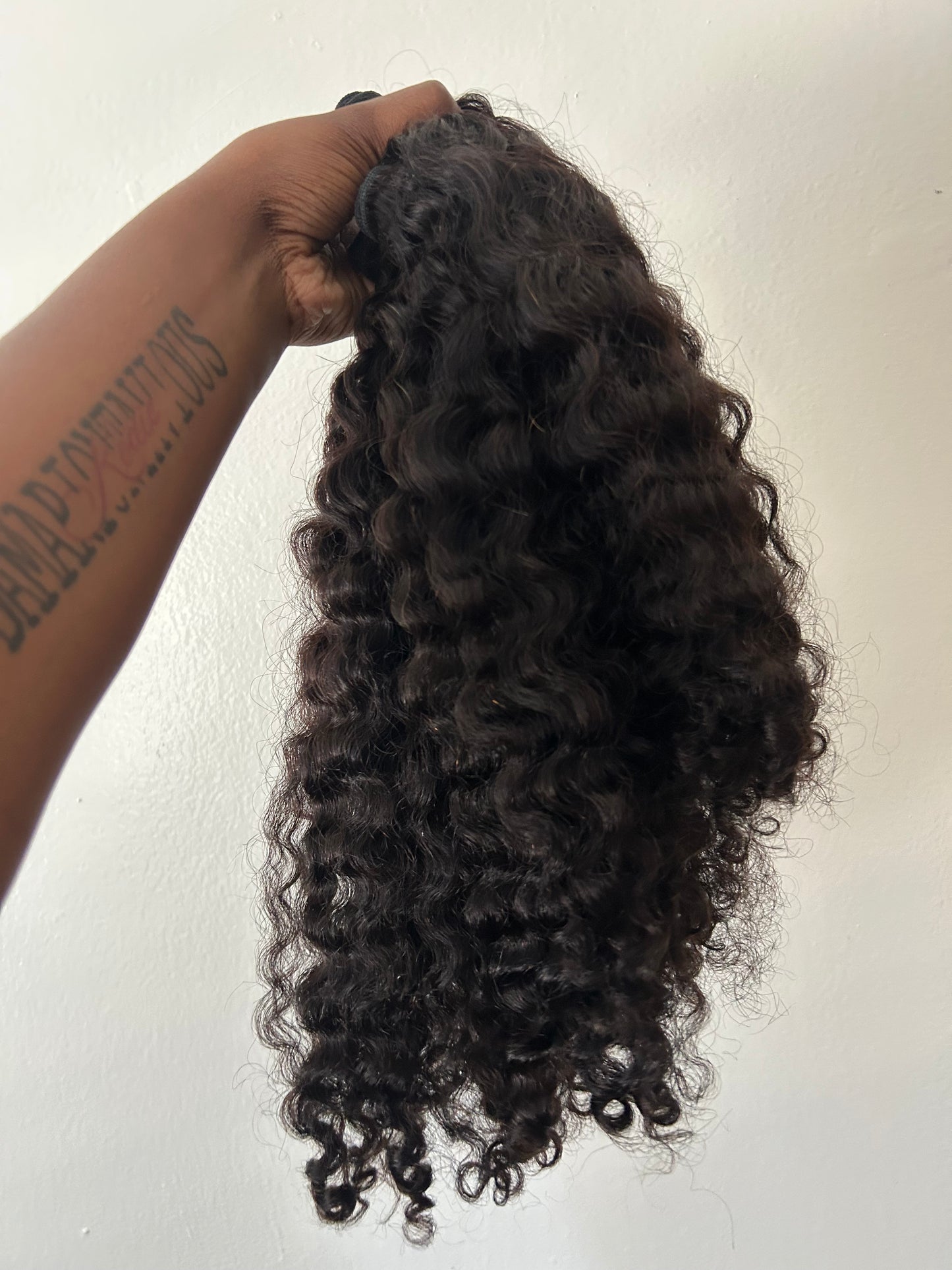Bermese Curly bundles 🎀